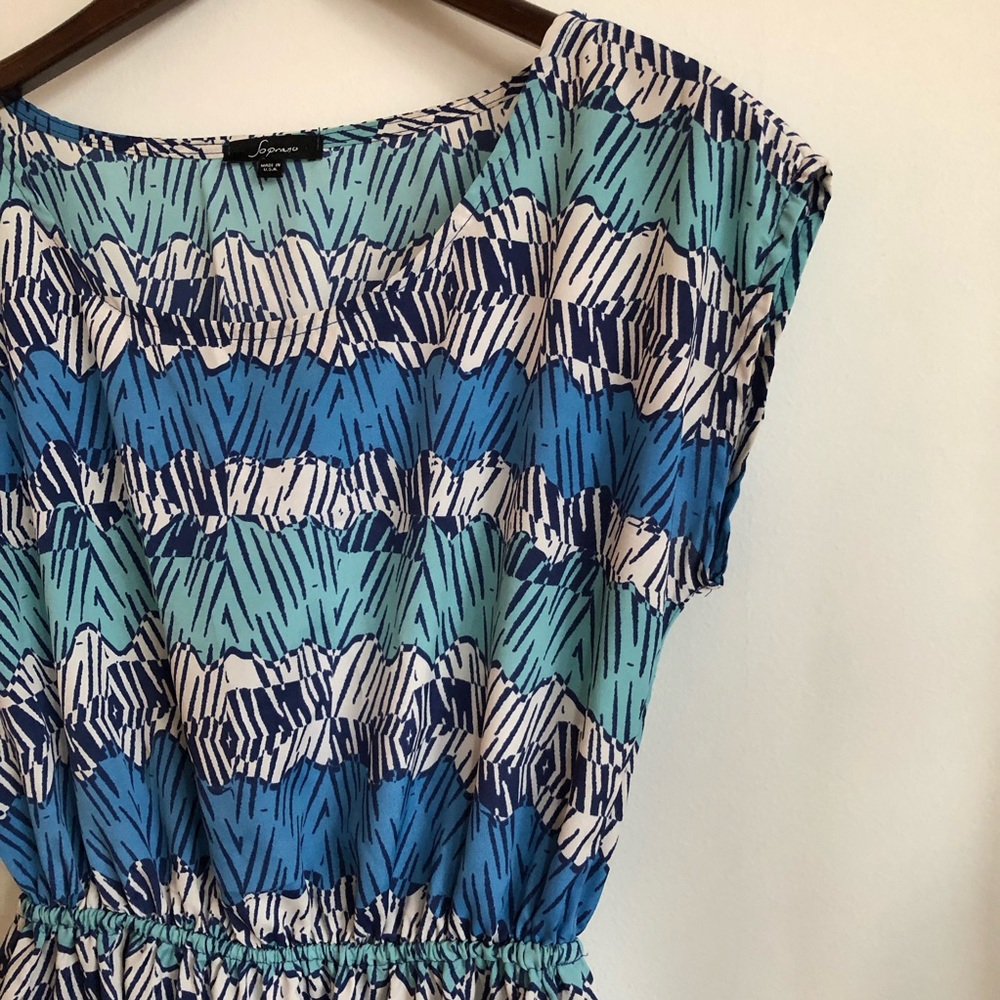 🌿 3 for $20 Blue abstract dress cinched waist - Picture 4 of 8